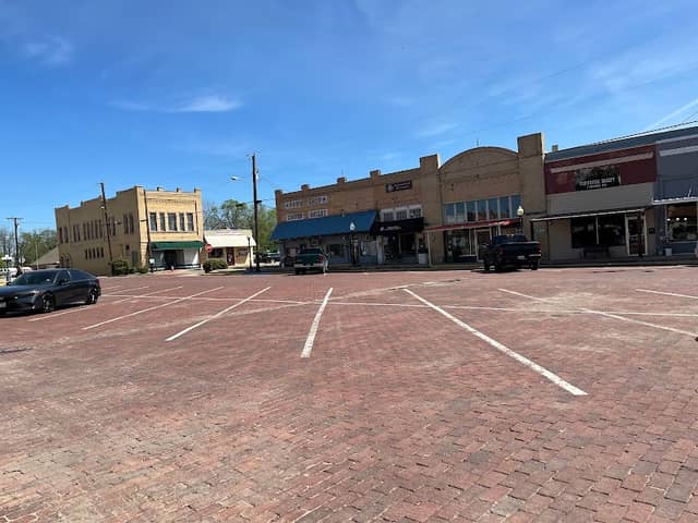Cooper Town Square - Image 2