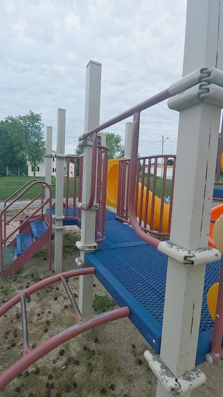 Muenk Playlot - Image 1