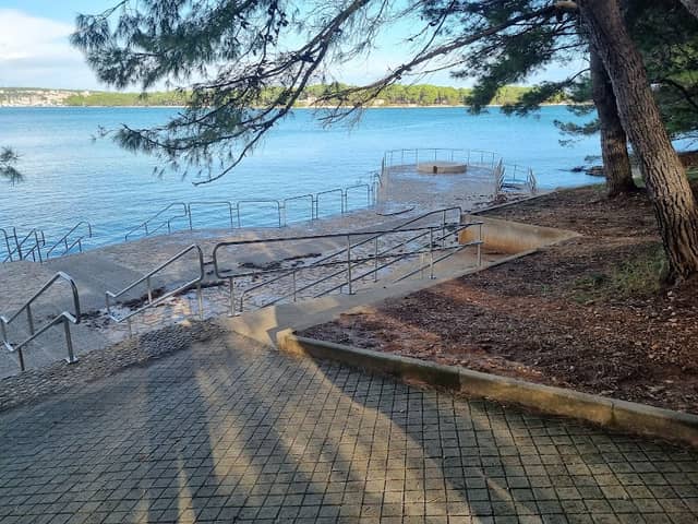 Beach Munte - Image 1