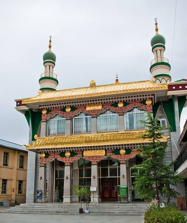 Lhasa Great Mosque - Image 1
