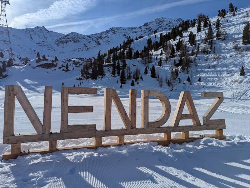 Nendaz Lettres Géantes - Image 1