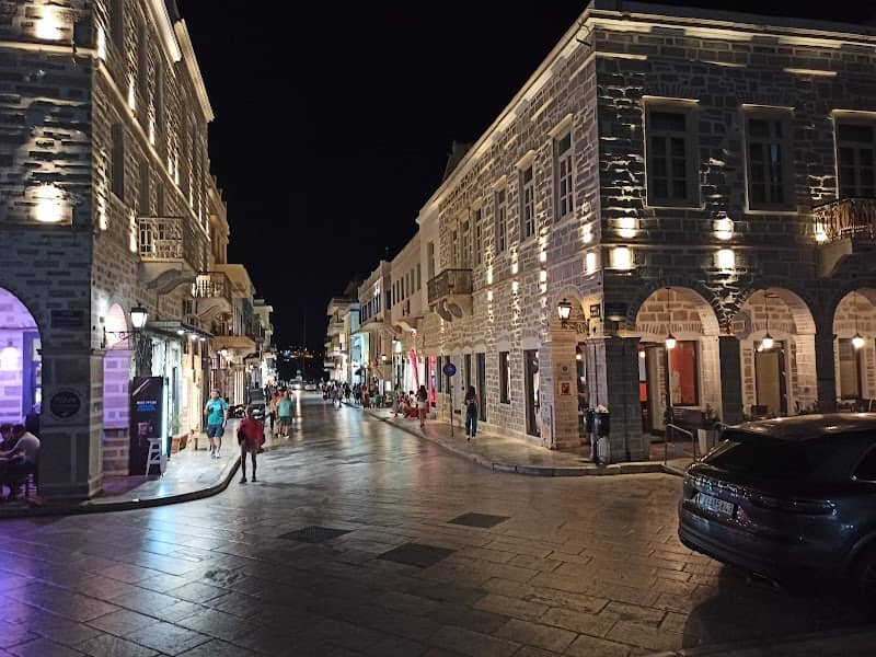 Miaouli Square - Image 3