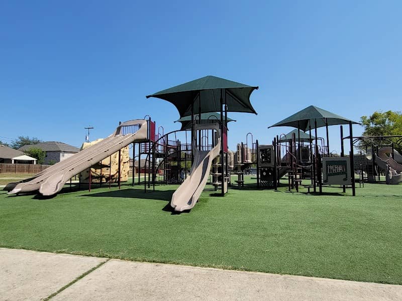 Woodcrest Park - Image 2