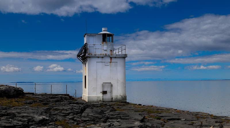 Black Head Lighthouse - Image 1