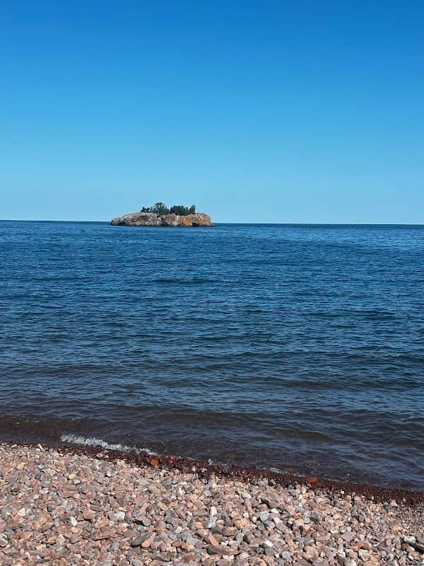 Fairbourne’s Island - Image 1