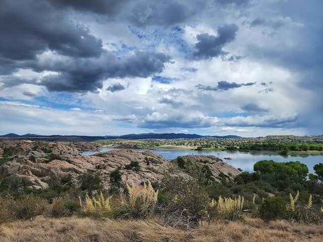 Willow Lake Park - Image 3