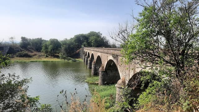 Old Kadjai bridge on Indrayani river - Image 1