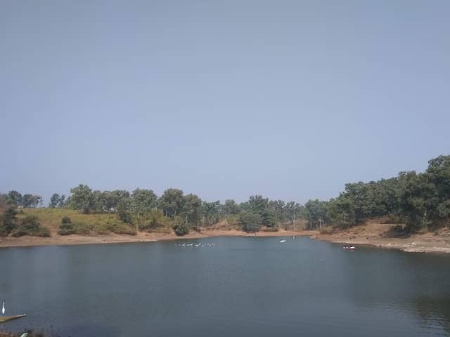 Shakkar lake - Image 1