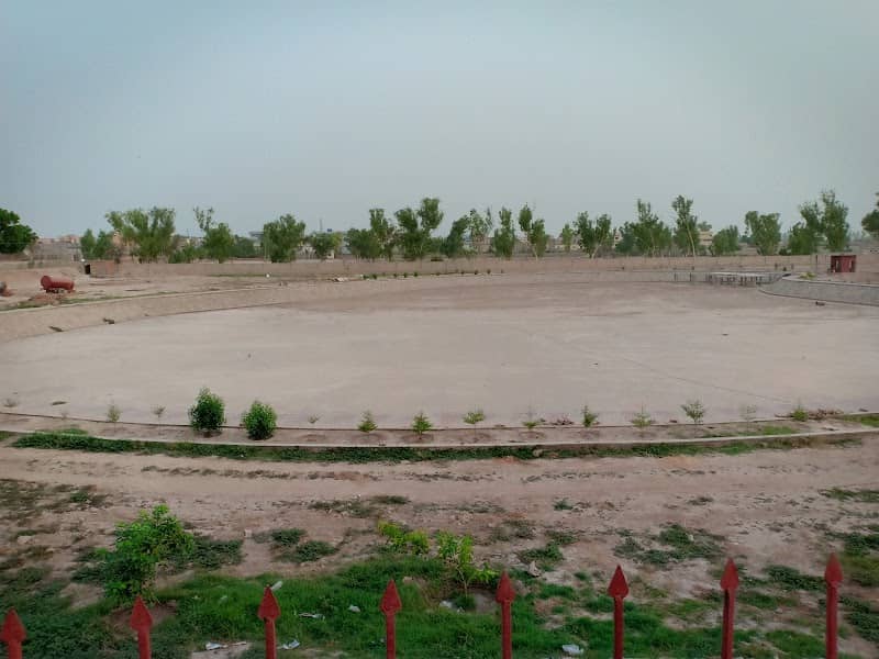 Fazal Park Lake - Image 1