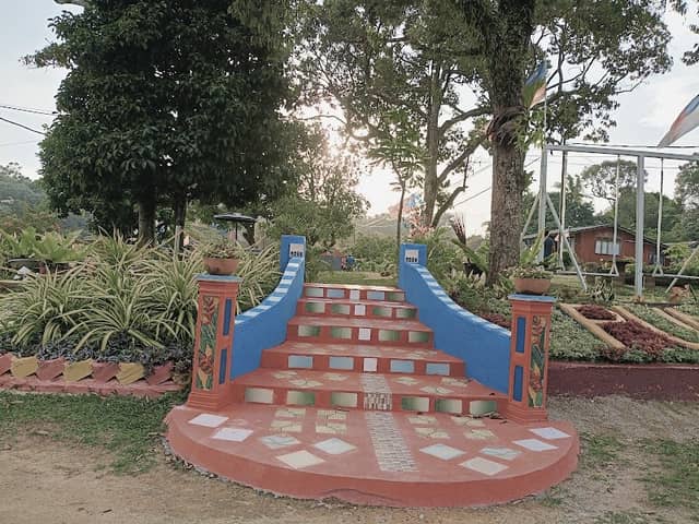 Puncak Damai - Image 1