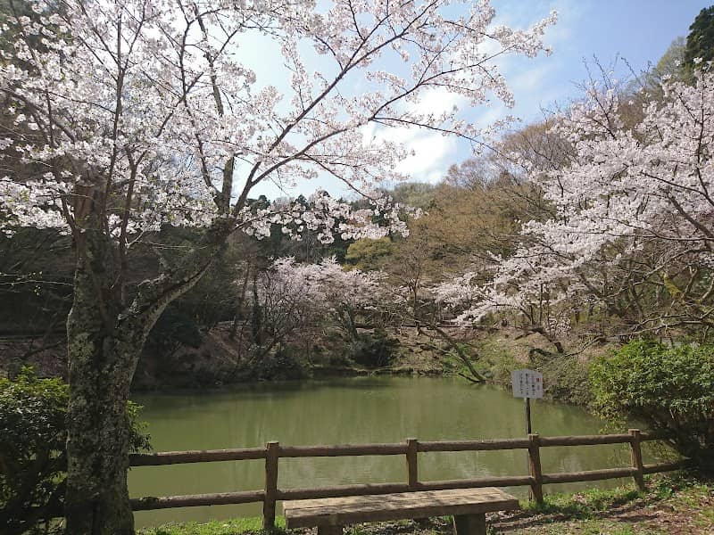 Rozan Park - Image 1