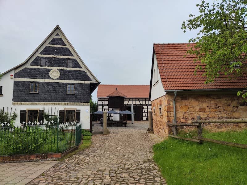 Geschichtenhof Wyhra - Image 1