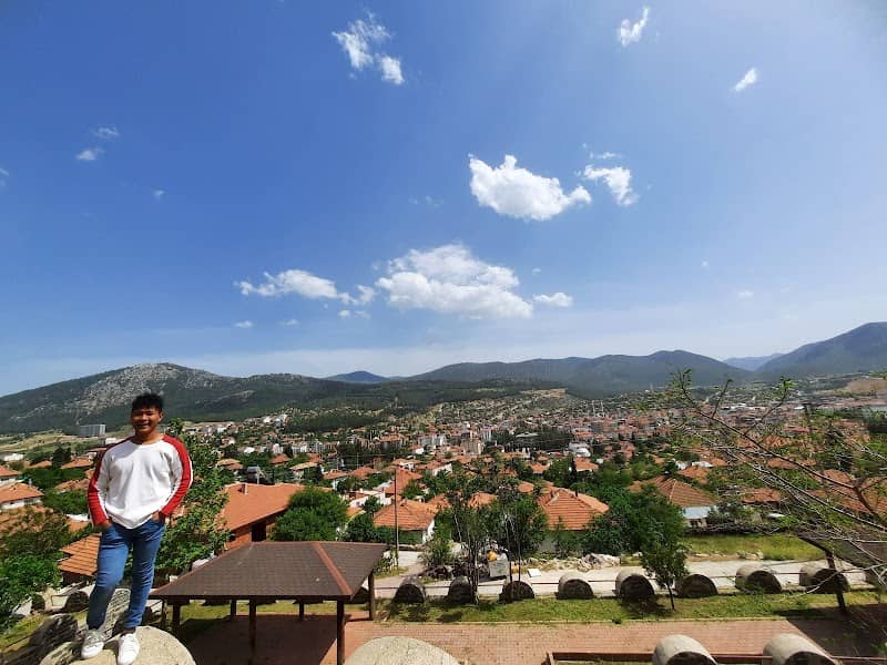 Çavuşlar Parkı - Image 1