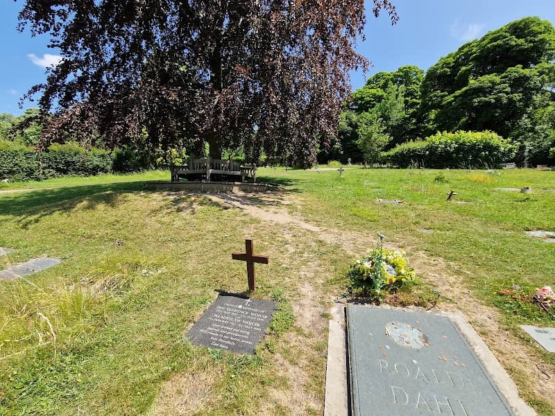 Roald Dahl Memorial - Image 2