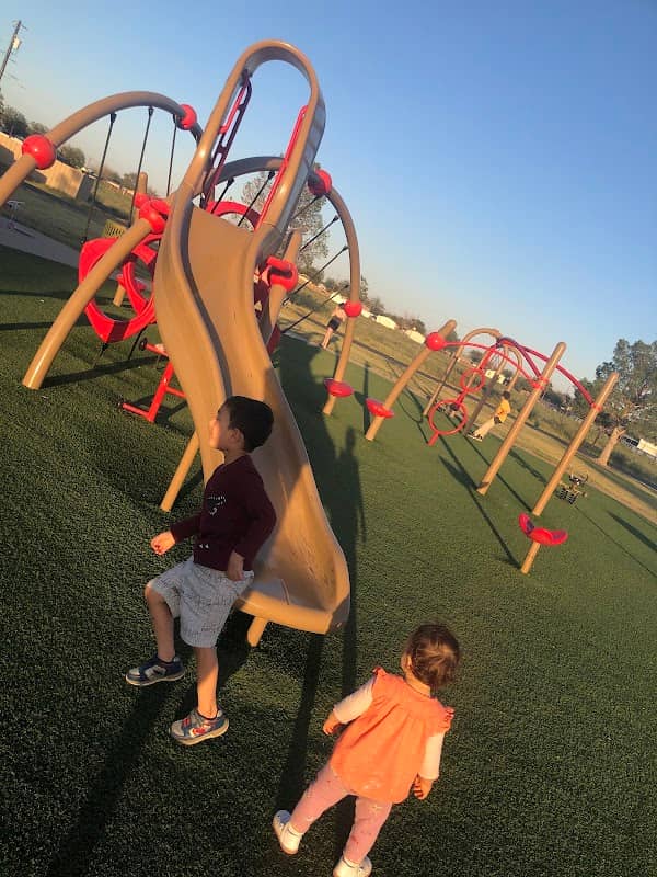 Slator Park - Image 1