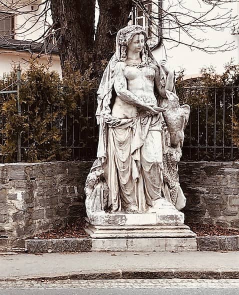 Drau-Statue - Image 1