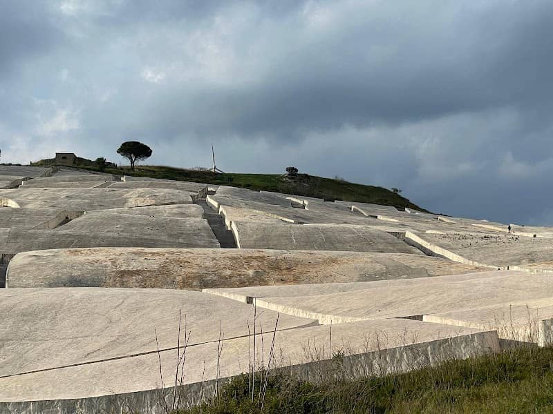 Punto di osservazione Cretto di Burri - Image 1