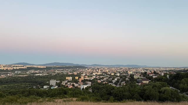 Lavička - Image 1