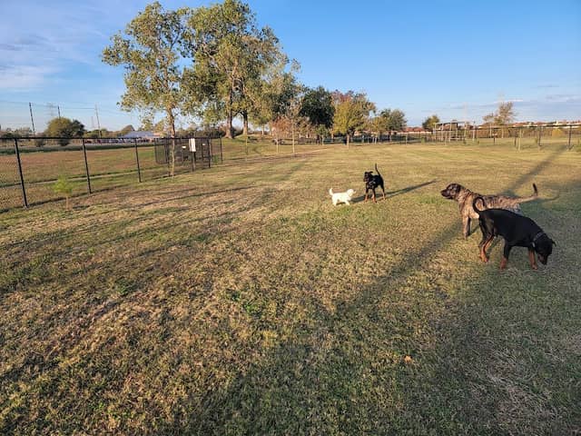 Jersey Village Dog Park - Image 1