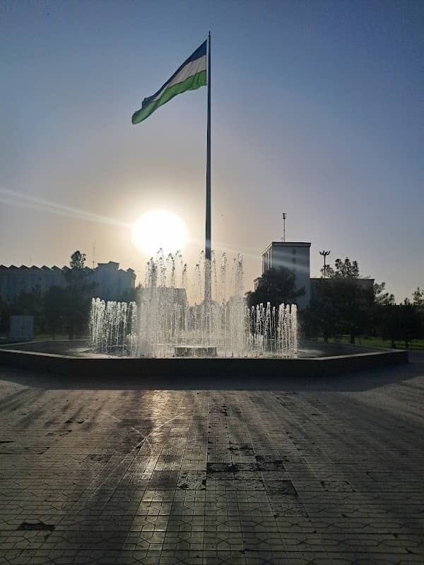 Flag of Uzbekistan - Image 2
