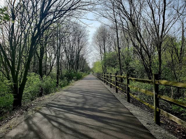 Cardinal Greenway CR 400N Trailhead - Image 1