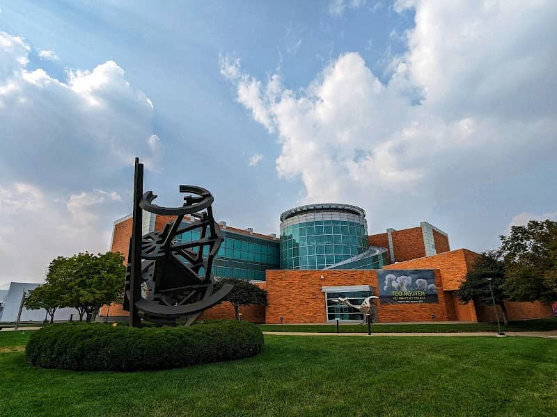 Sioux City Art Center - Image 3