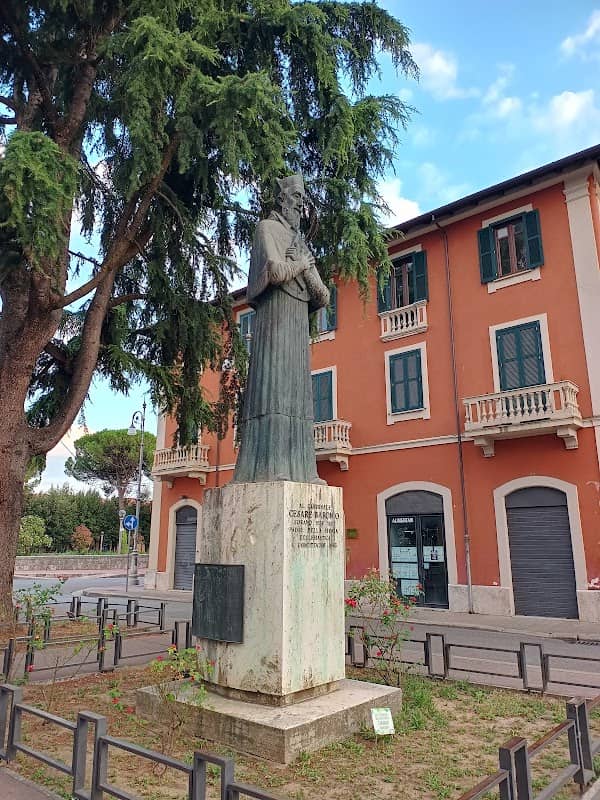 Statua di Cesare Baronio - Image 1