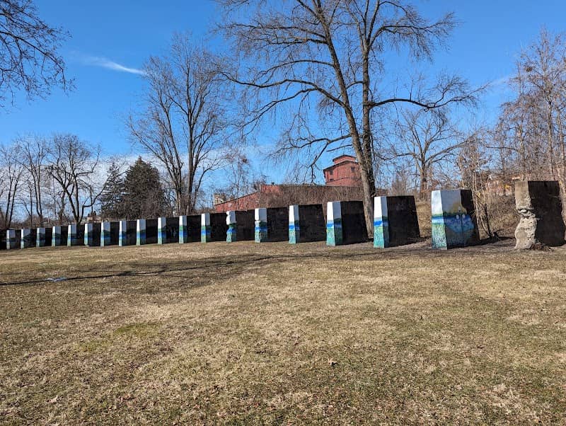 Piers Art Park - Image 1