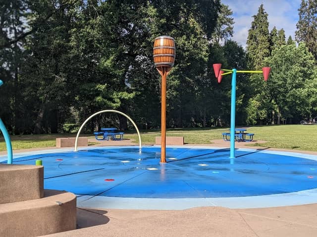 Riverside Park - Image 2