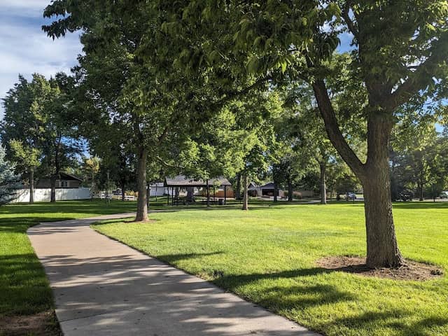 Windsor West Park - Image 1