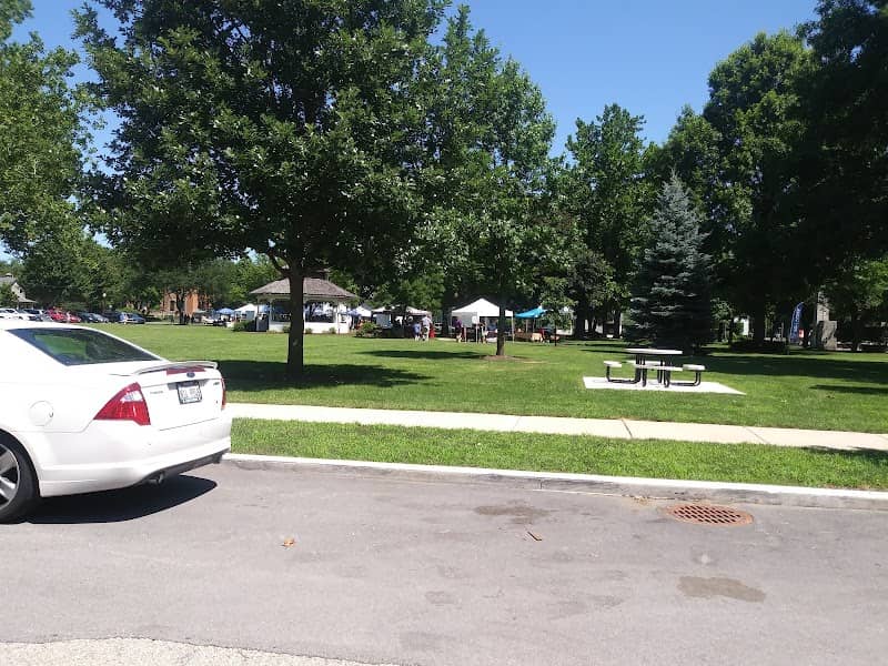 Yorkville Town Square - Image 1
