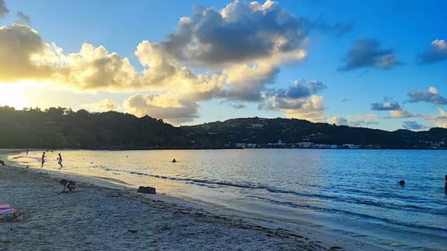 Plage des Raisiniers - Image 2
