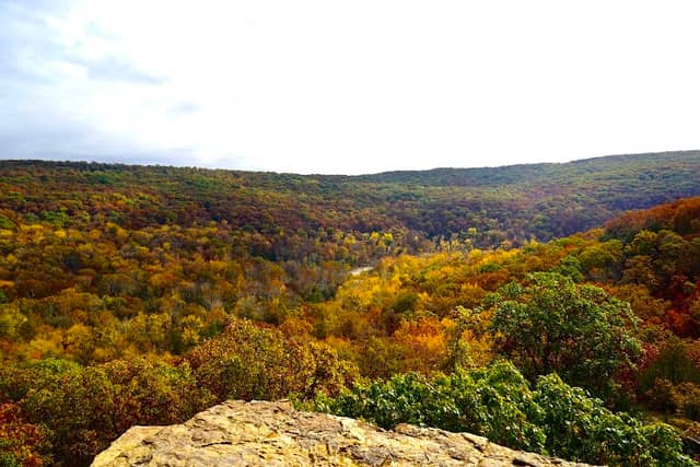 Devil's Den Trail - Image 3