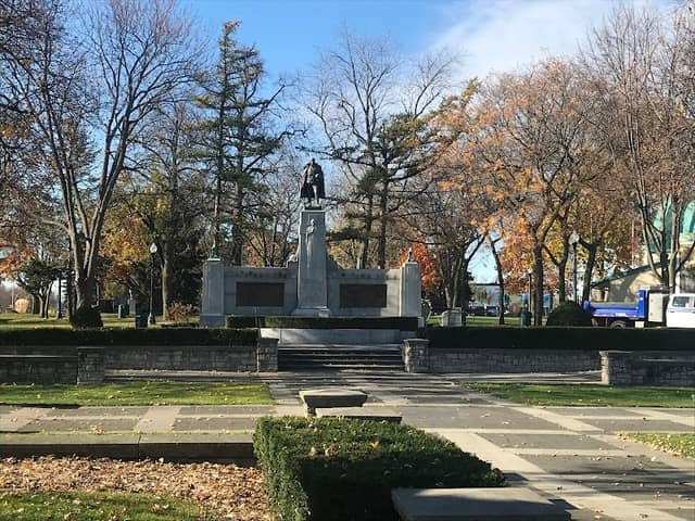 Memorial Park - Image 1
