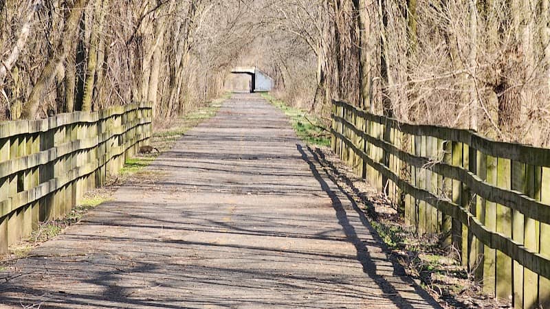 Oak Savannah Trail - Image 2