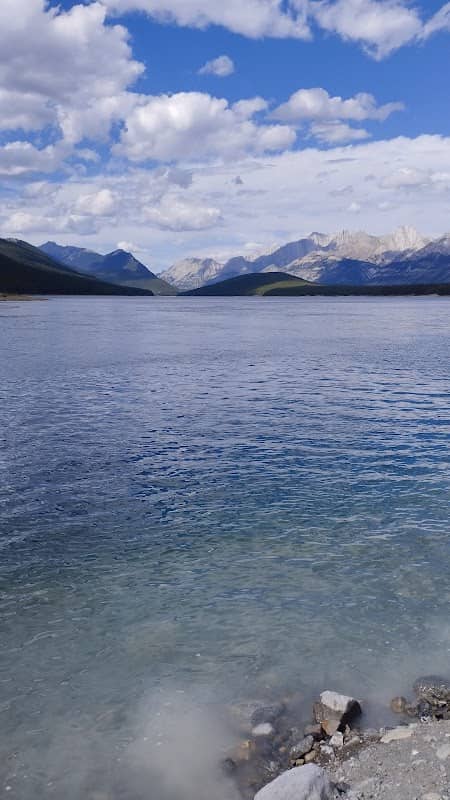 Kananaskis lower lake - Image 1