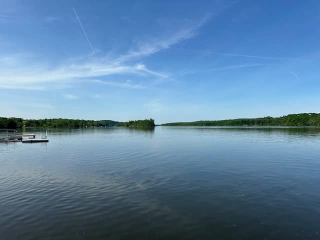 Riverside Park - Image 1