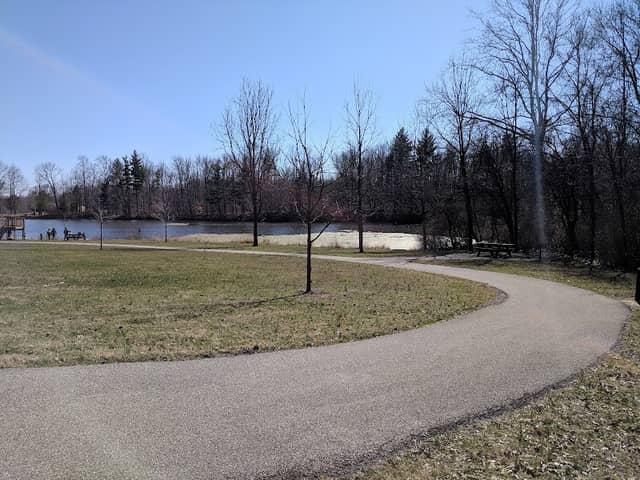 Echo Hollow Nature Park - Image 1