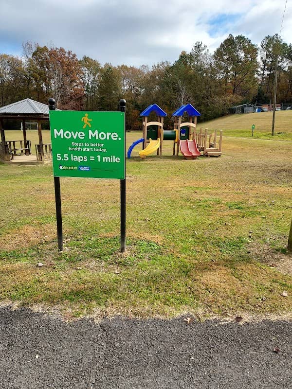 D.O. Langston Park and walking track - Image 2