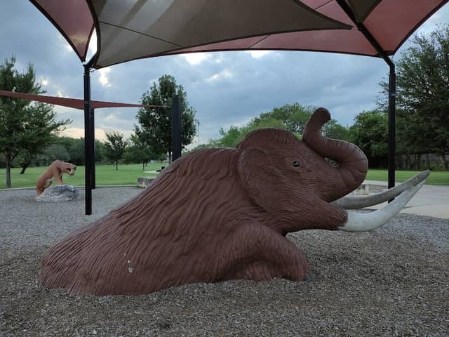 Norich Park - Image 1