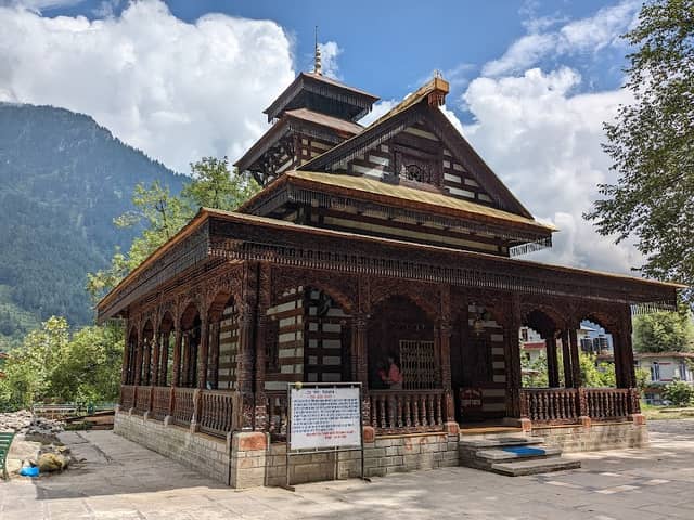 Shiv Mahadev Temple - Image 1
