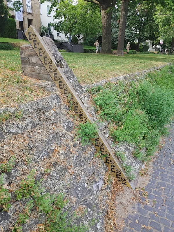 Pegelstab Rheinanlagen - Image 1