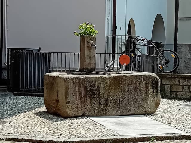 Fontana a vasca - Image 1