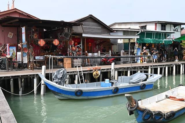 Chew Jetty - Image 1