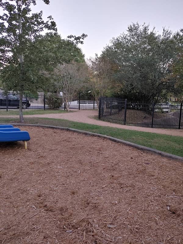 Henry Froehner Pocket Park - Image 2