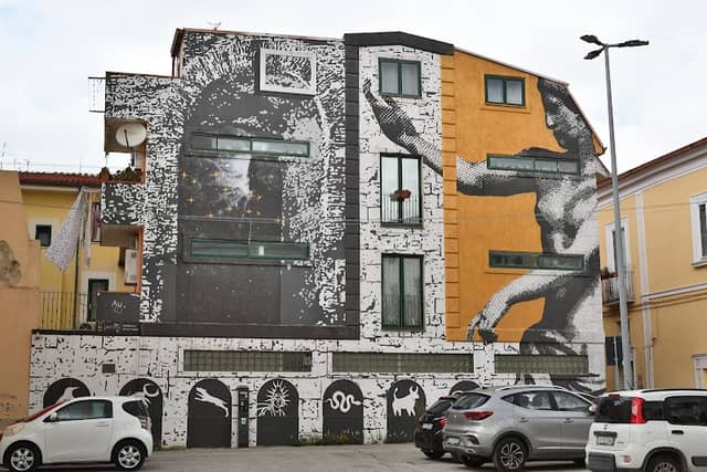Murales Aurea Venustas - Image 1