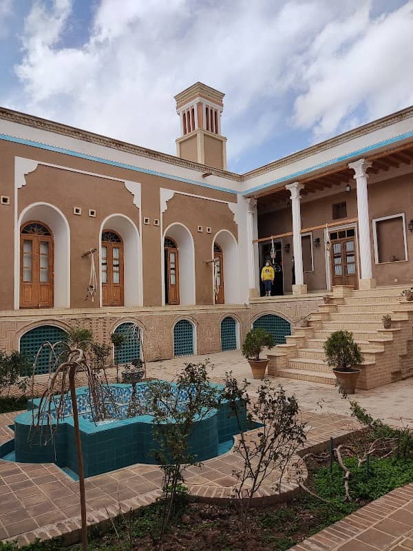 Taheri's House - Image 1