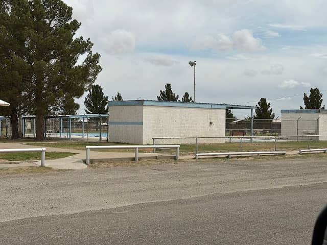 Barstow Swimming Pool - Image 1
