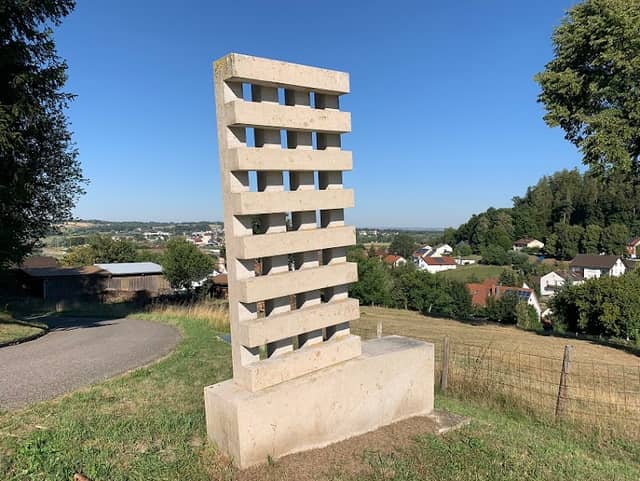 Denkmal "Gitter des Schattens" - Image 1