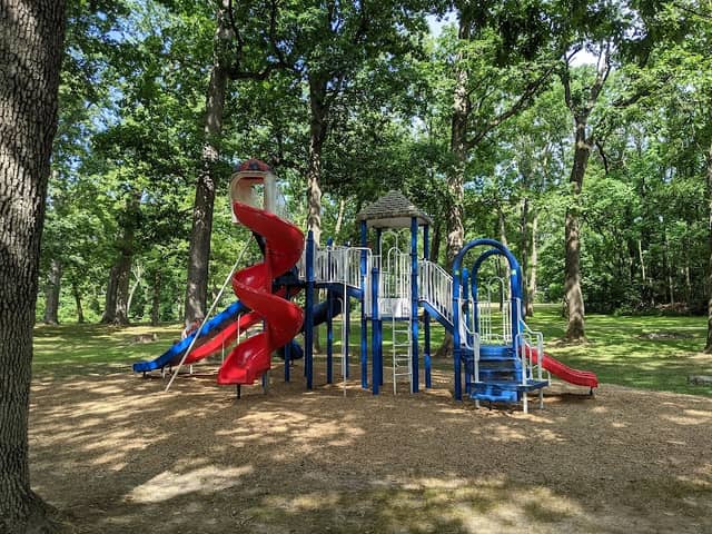 Doubs Woods Park - Image 2